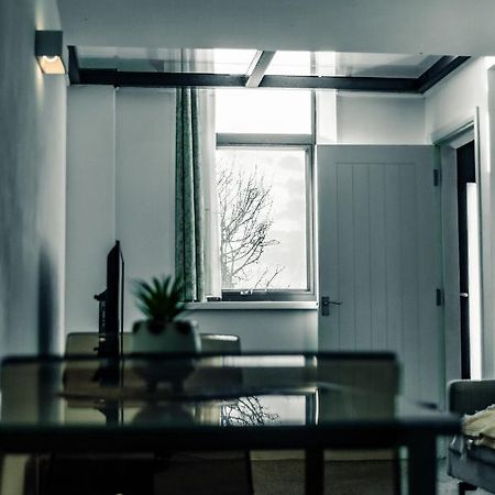 Apartments Dealhouse 4 Хаддерсфилд Экстерьер фото